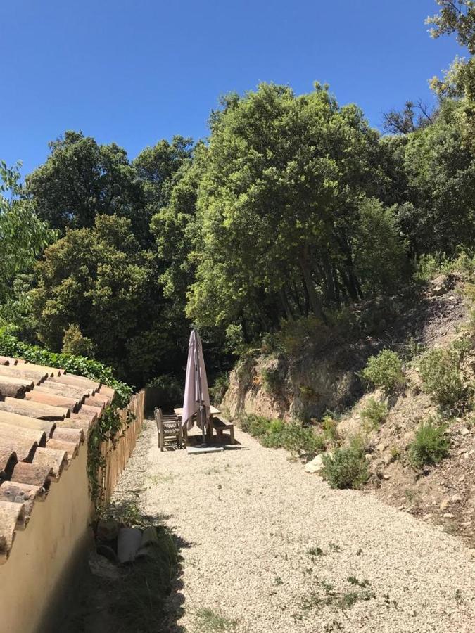 Les Gouts Et Les Couleurs Apart otel Cucuron Dış mekan fotoğraf